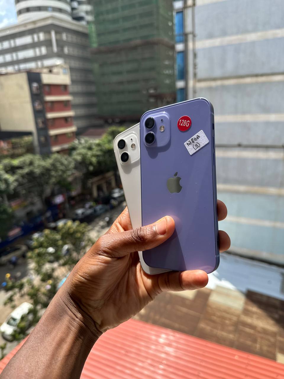 THE Apple iPhone 12 128GB FEATURES A 6.1-INCH SUPER RETINA OLED DISPLAY, A14 BIONIC CHIP, DUAL 12MP CAMERAS, 5G CONNECTIVITY, FACE ID, AND STRONG BATTERY FOR SMOOTH ALL-DAY PERFORMANCE.