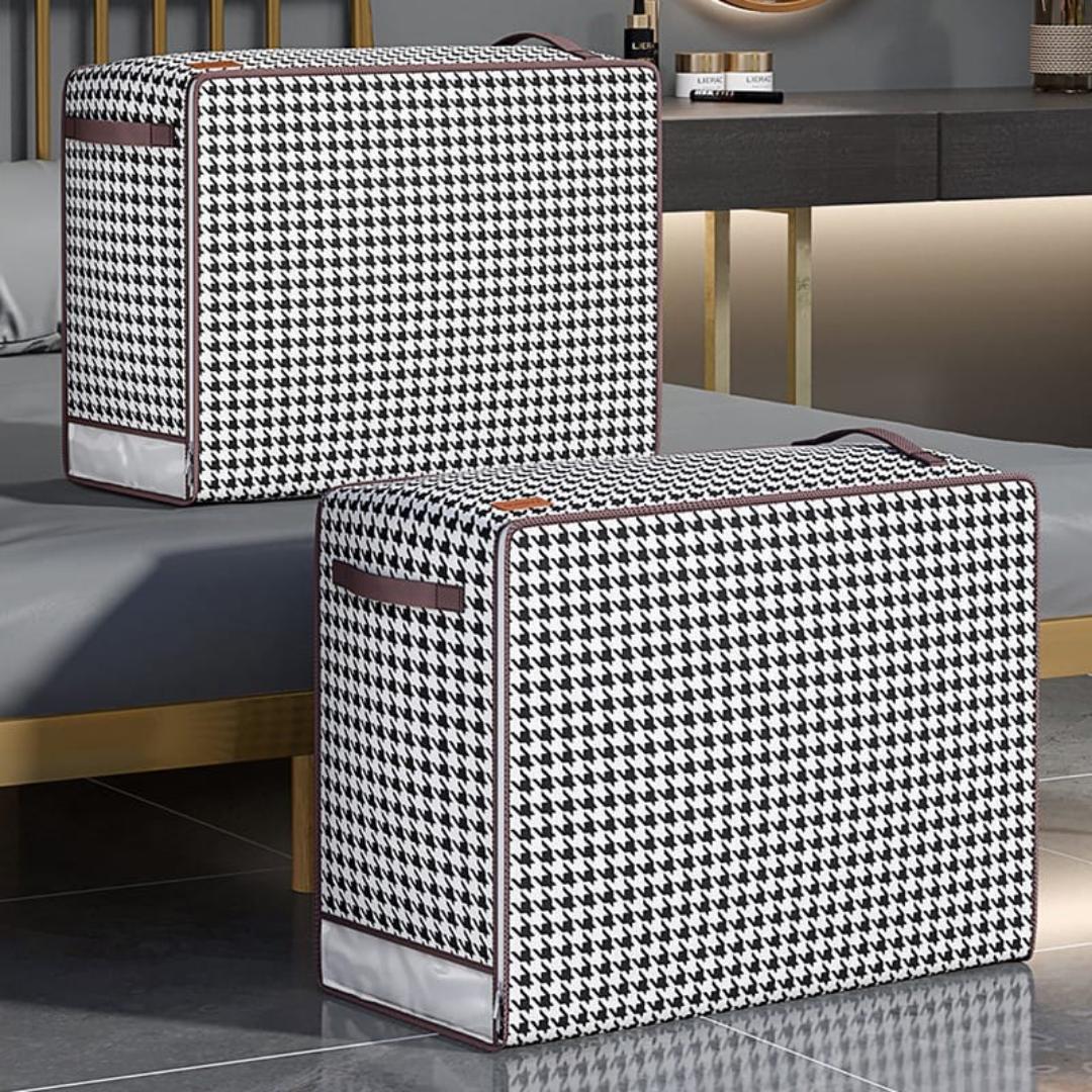 Quilt Duvet/Closet Organizer checked Material: Non Wooven Fabric Comes a set of 3pcs ✅Size: 55*40*25cm ✅ 60*45*25cm ✅65*50*30cm