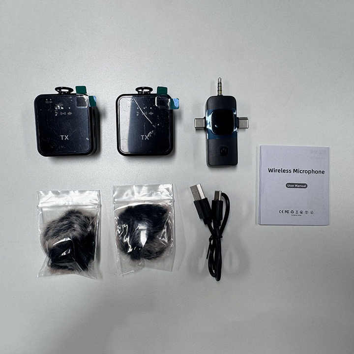 F11-2 Wireless Microphone 3 in 1 For Iphone ,Type C And Camera.