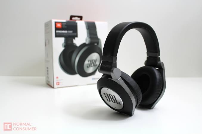 JBL E50BT Wireless Headphones-Noise Cancelling . Fast Charge Headphones, Wireless,-with a porch