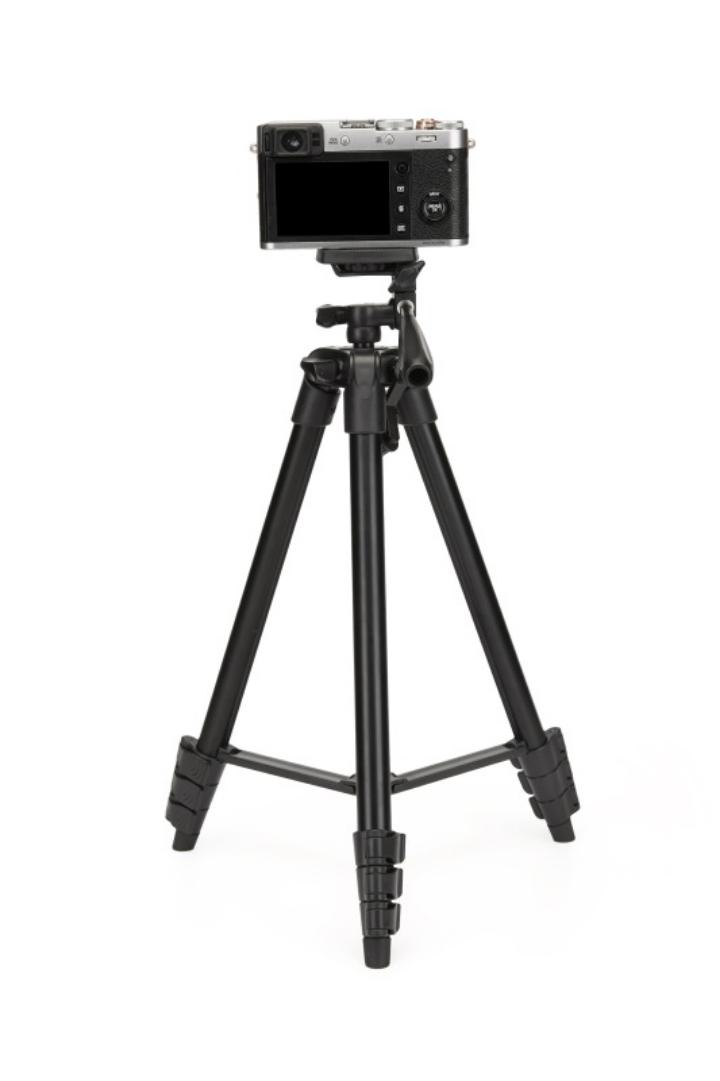 Jmary KP-2205 Portable Tripod: Capture Steady Shots on the Go