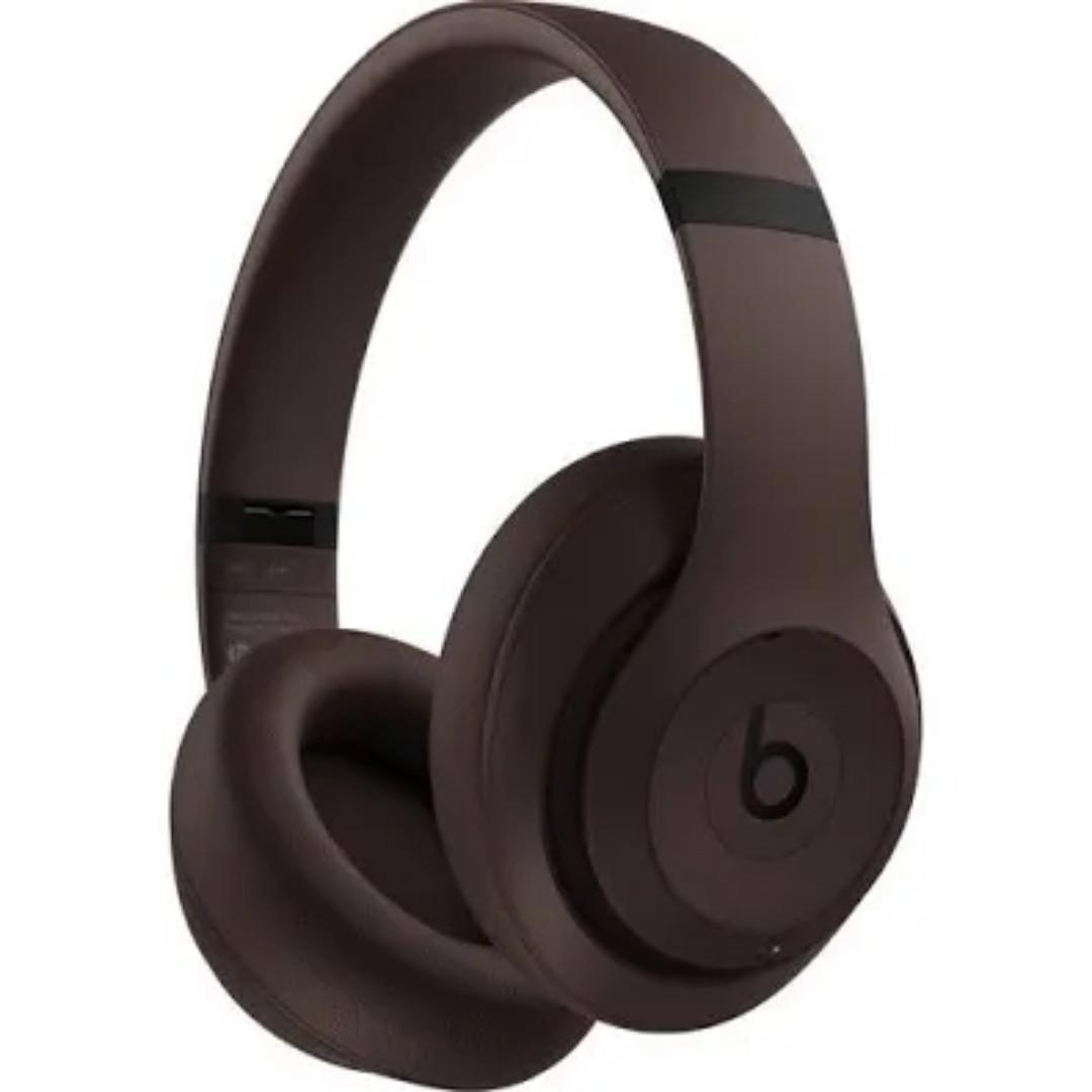 Beats By Dre Beats Studio Pro Wireless Noise Cancelling Over-the-ear Headphones -With A Carrying Case