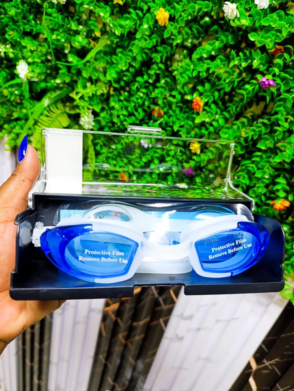 Adult and teenager swimming Googgles Swimming Goggles With Ear & Nose Plug Adjustable Clear Vision Anti Fog WATERPROOF Swimming Goggles