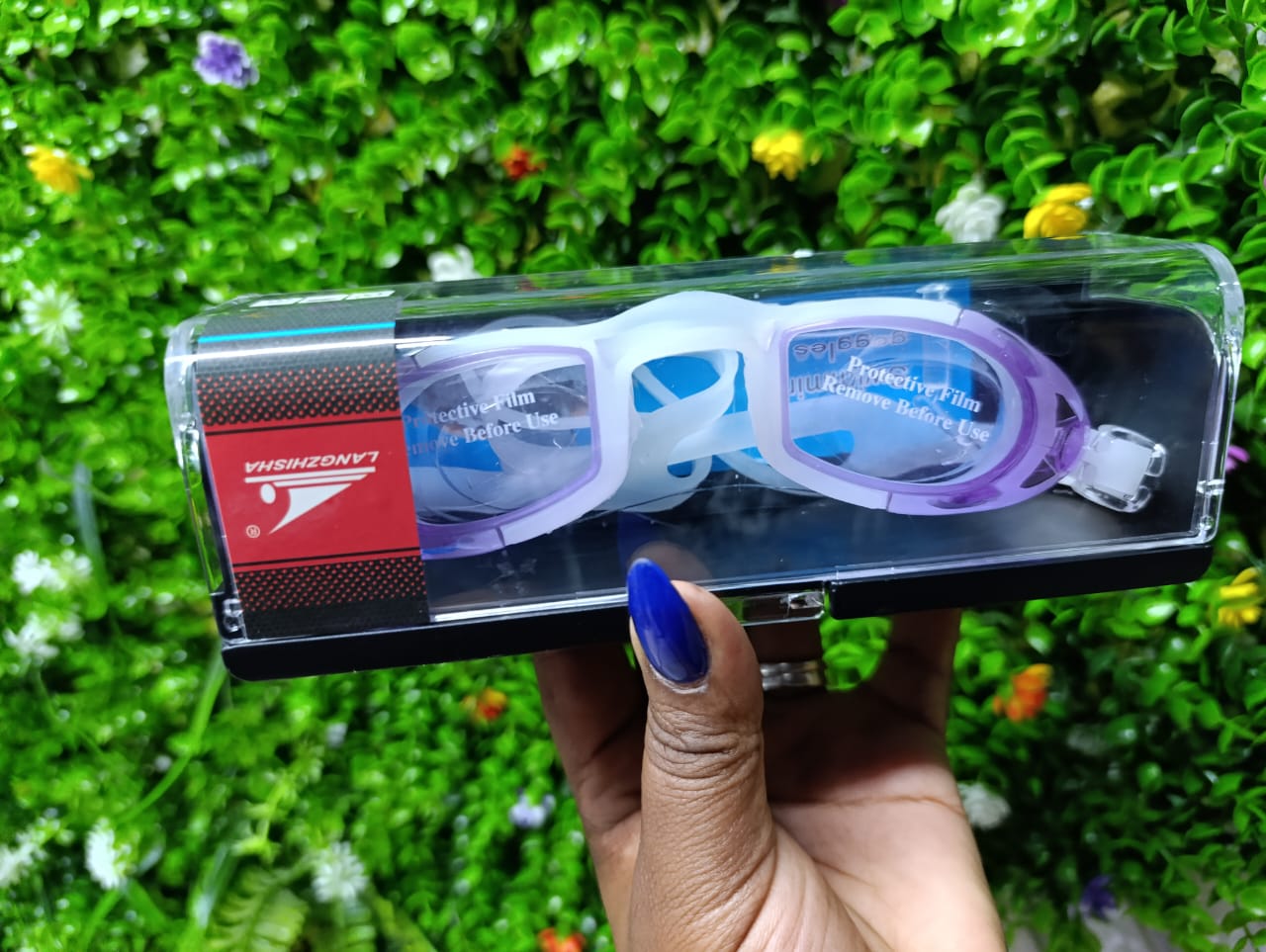 Adult and teenager swimming Googgles Swimming Goggles With Ear & Nose Plug Adjustable Clear Vision Anti Fog WATERPROOF Swimming Goggles