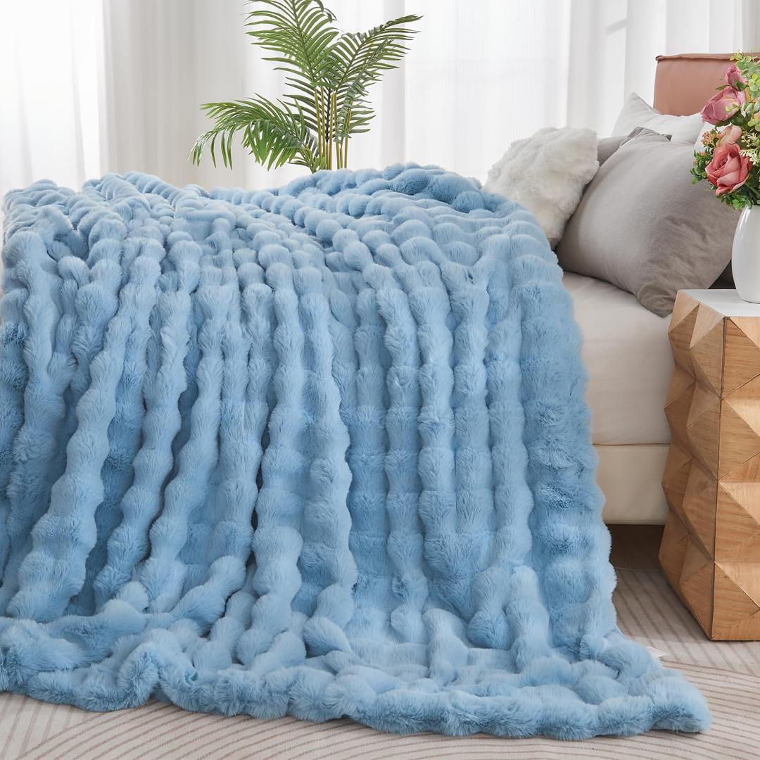 Thick bubble fleece blanket size 6*6fts