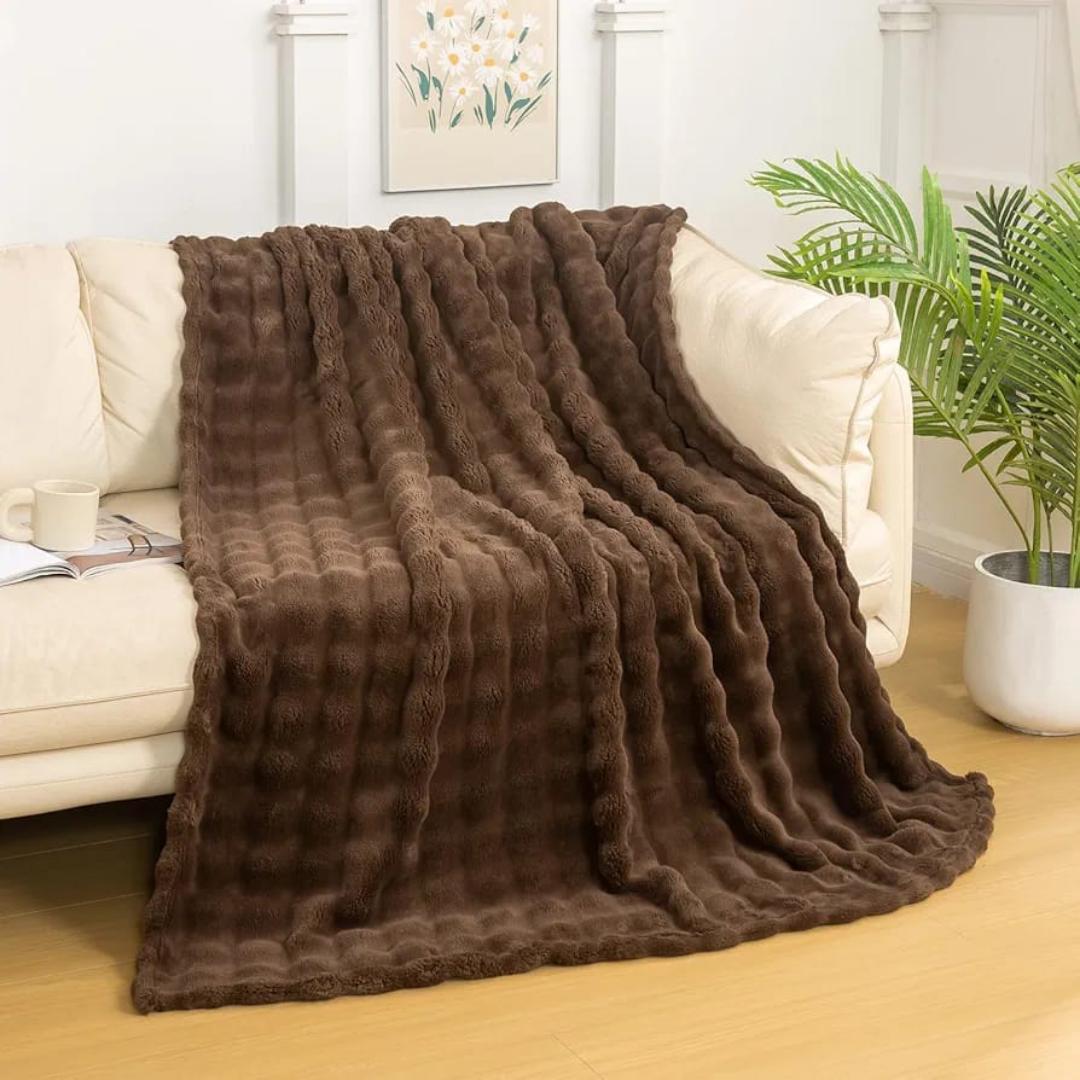 Thick bubble fleece blanket size 6*6fts