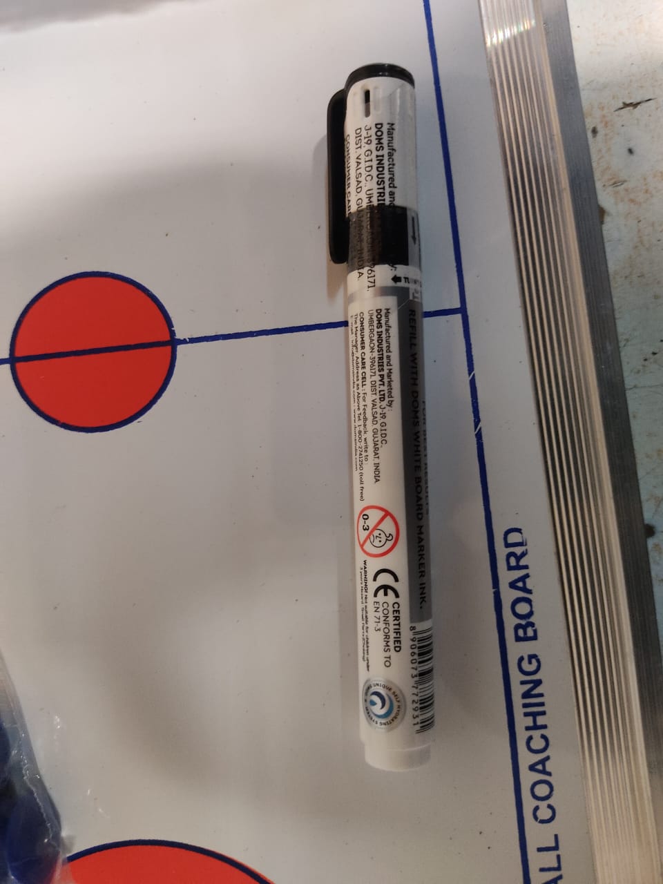 Netball Size 4 Ball, 2 Rings, 2 Net, Hand Air Pump, Netball Coaching Board & Inflating Needle Pin
