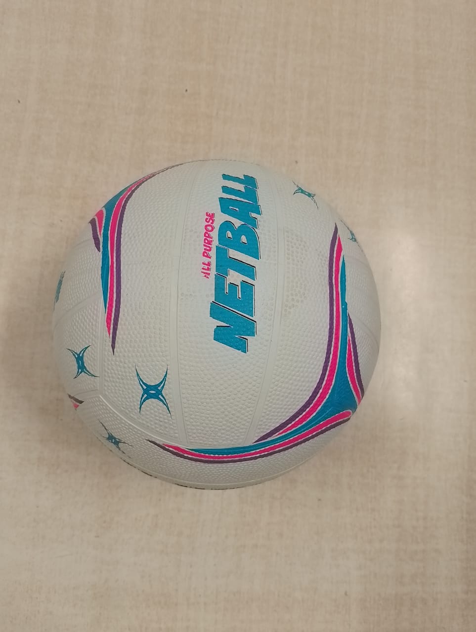 Gilbert Netball Size 4 Ball, Netball Rings Pair, Net Pair, 7 Bibs & Inflating Needle Pin