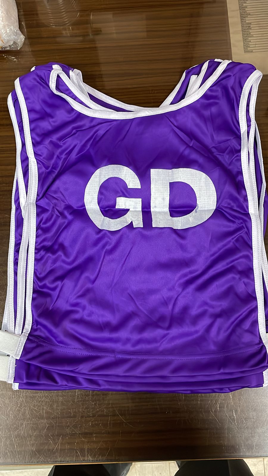 Netball Bibs 7 Pack Vests Purple with Position Markings, Youth and – Ideal for Teams & Schools