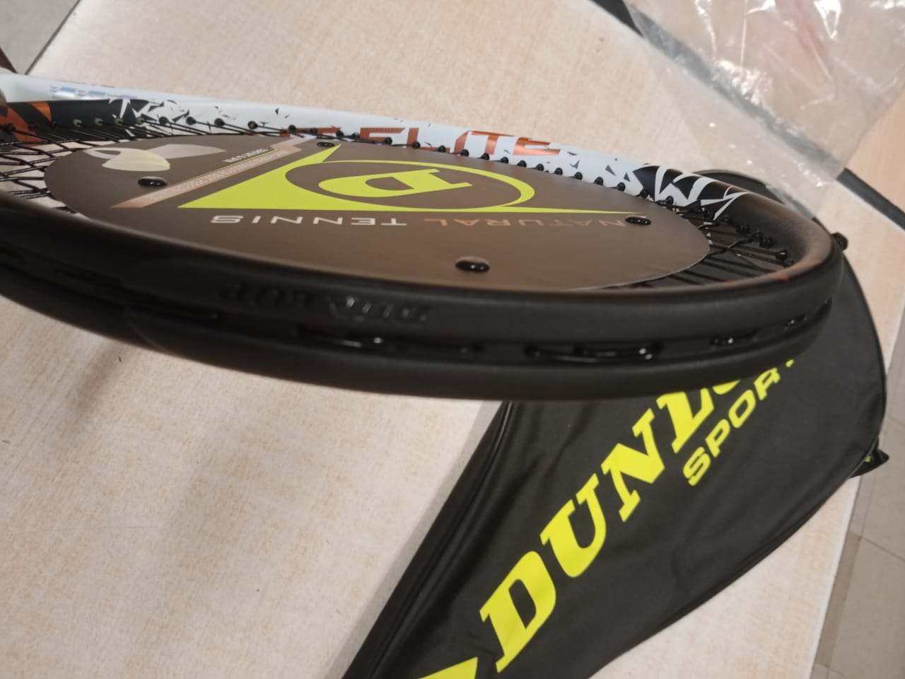 Dunlop Tennis Racket Nitro Elite -G4-HL 27 Inches 260G Black and White Grip G4