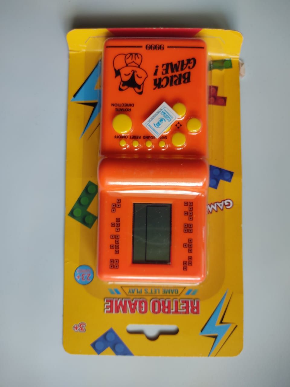 Nostalgic Retro Brick Game Console for The 80s/90s Build in Block Game Racing/Tank Game Built-in 23 Classic Games Nostalgic Puzzle Children's Game Console 23 plus games