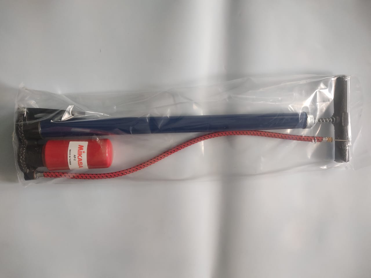 Mikasa AP-2 high pressure pump with accumulator Durable Metal Body with Foldable Base