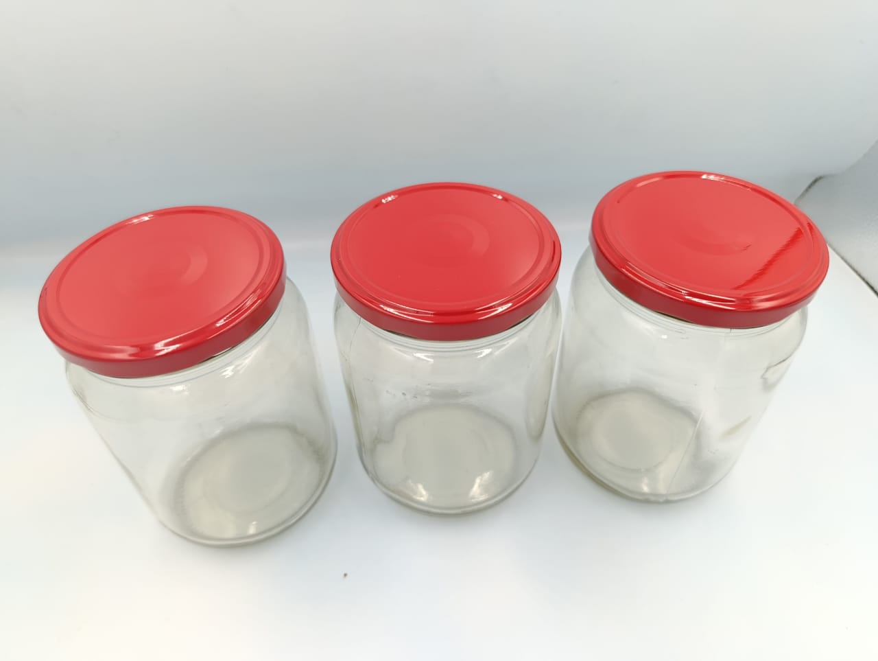 Transparent Glass Jar and Container Air Tight Red Lid for Kitchen 720ml Glass Jar with Airtight Metal Lid