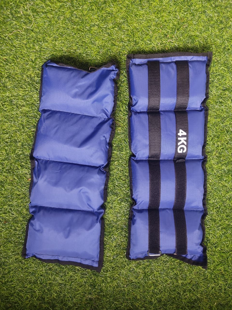 A Pair of Ankle/Wrist Weights Training Gym Aerobics Fitness Muscle Strengthening Neoprene with Tear Closure and Adjustable Buckle