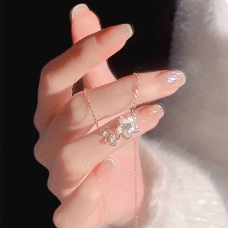 Fashion Women's Necklace New Trend Women Necklace Ladies Cherry Blossom Necklaces