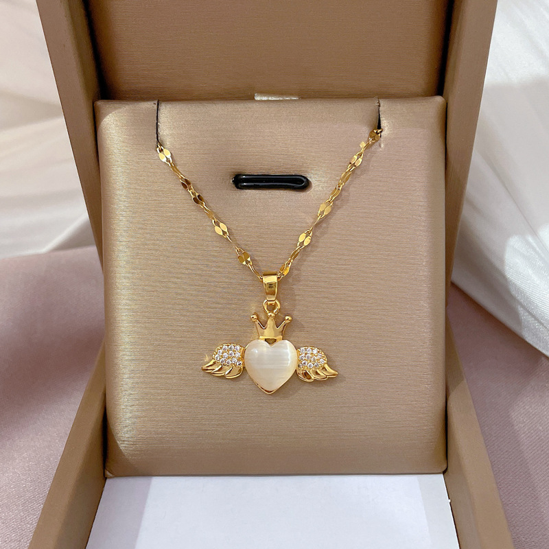 Fashion Women's Pendant Necklace New Trend Women Necklace Ladies Love Pearl Necklace