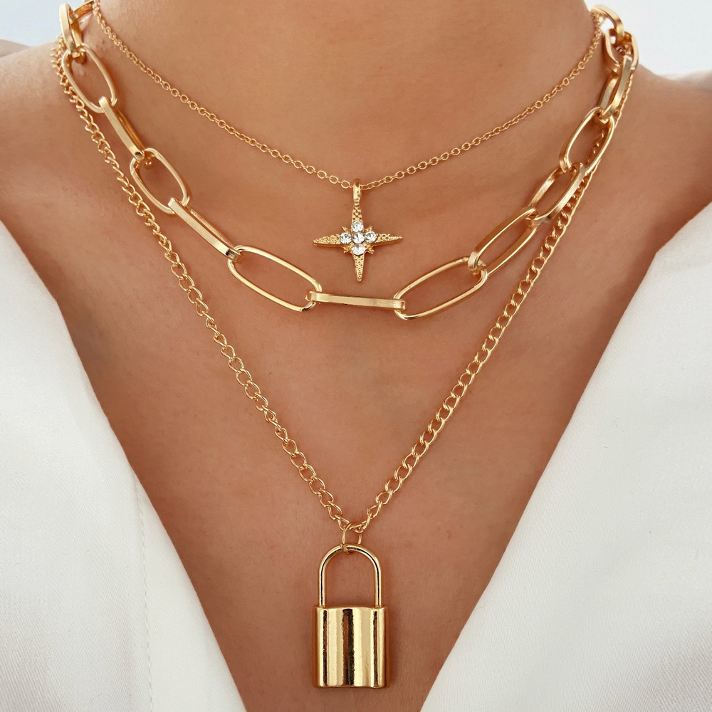 3pcs/set Women's Pendant Necklace Luxury Retro Women Necklace Sets Fashion Octet Star Lock Pendant