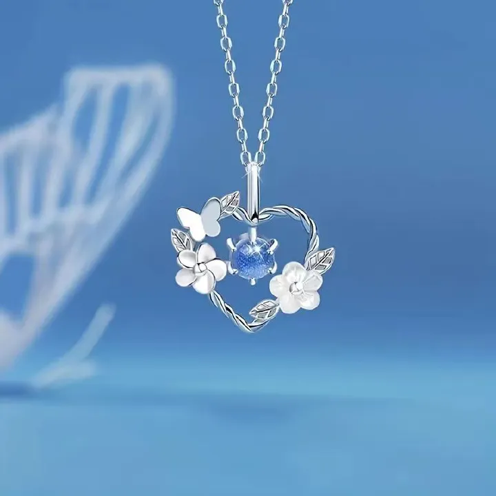 New Love Clover Women's Necklace High-end Luxury Clavicle Chain Women's Fashion Accessories Necklace