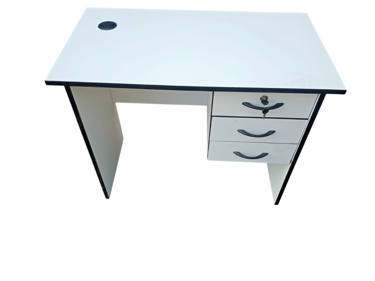 HAVENTECH Office Desk 1 Metre White 3 Drawers Key Lock Durable Comfortable For Home Office Brown and white