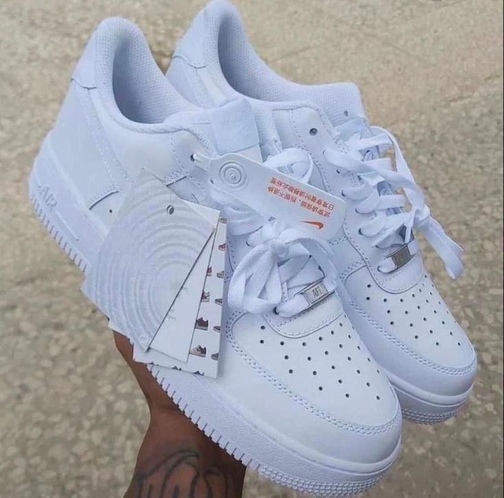 Fashionable Low Cut Air Force Unisex Breathable Men Women Sports Comfortable Sneakers Lace Up Closed Shoes Dress Leisure Boy Girl Shoes Fashion Airforce