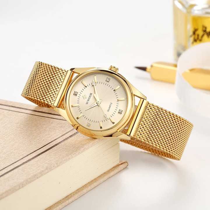 BIG SALE 30% OFF DISCOUNT Luxury Brand New Gold Watch Ladies + Free Gold Necklace Elegant Diamond Quartz Wrist Watches For Women