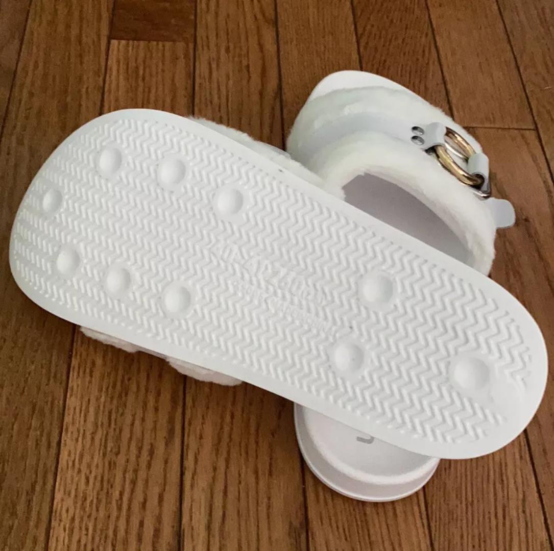 Fur Slippers Women Outdoor Fashion Metal Platform Slipper