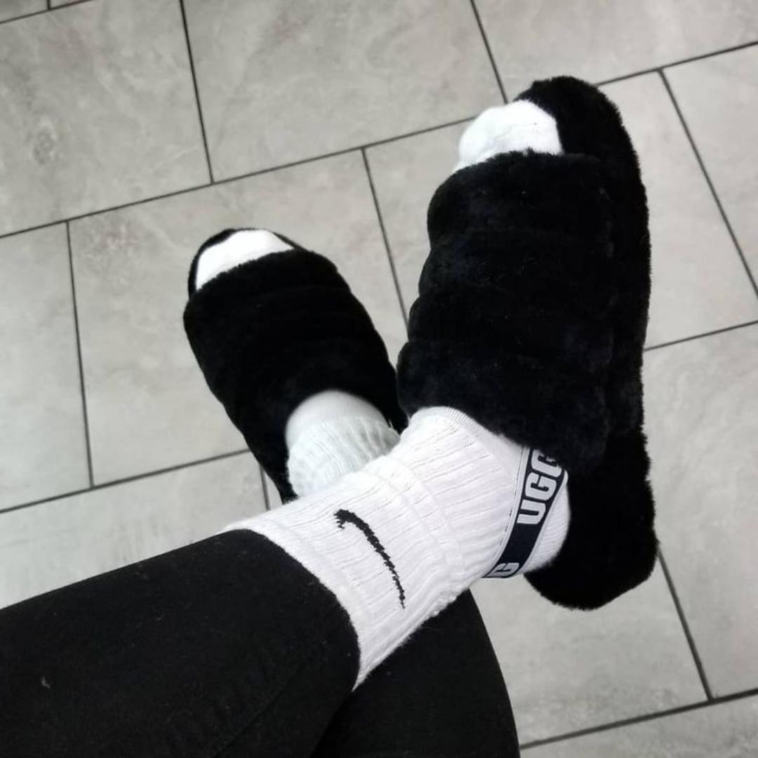 Premium Ladies Womens Fluffy Faux Fur Slippers Women Indoor Outdoor Fashion Metal Platform Slipper Open Toe Slides Sandals
