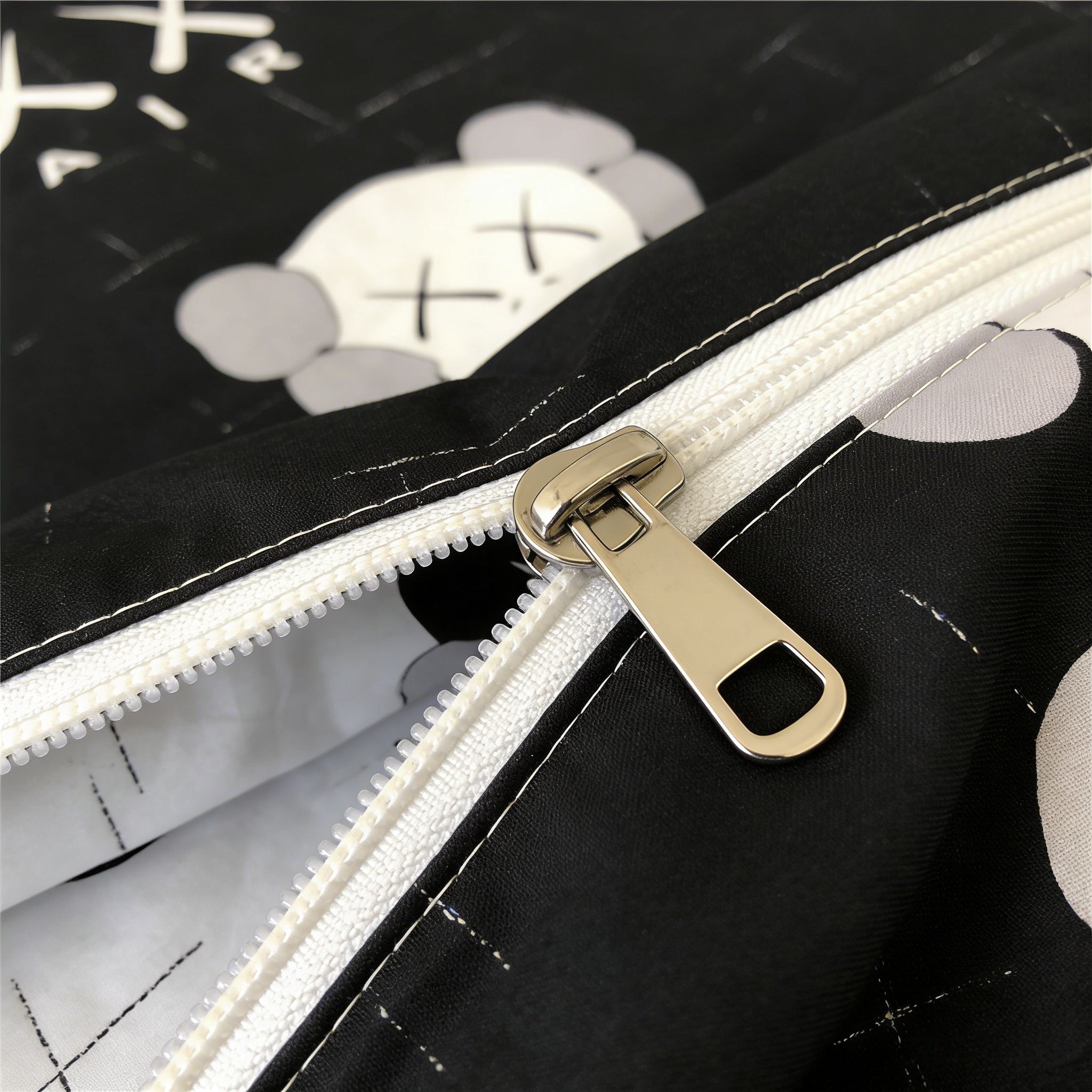 4Pcs of Bedding Sets Comforter Set Bedding Duvet Covers Set ( 1 Duvet Cover, 2 Pillow cases and 1 Bed-sheet ) Bedding Set(NO Duvet&Pillow)