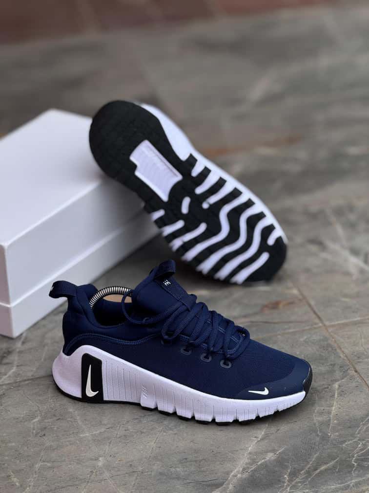 ⚡HIGH QUALITY ⚡MEN'S SNEAKERS  high quality men's sneakers original fashion leather men shoes ❤️‍🔥🔥 all colours and sizes available🔥breathable men's sneakers VERY CUTE EXACTLY AS IN PICTURE