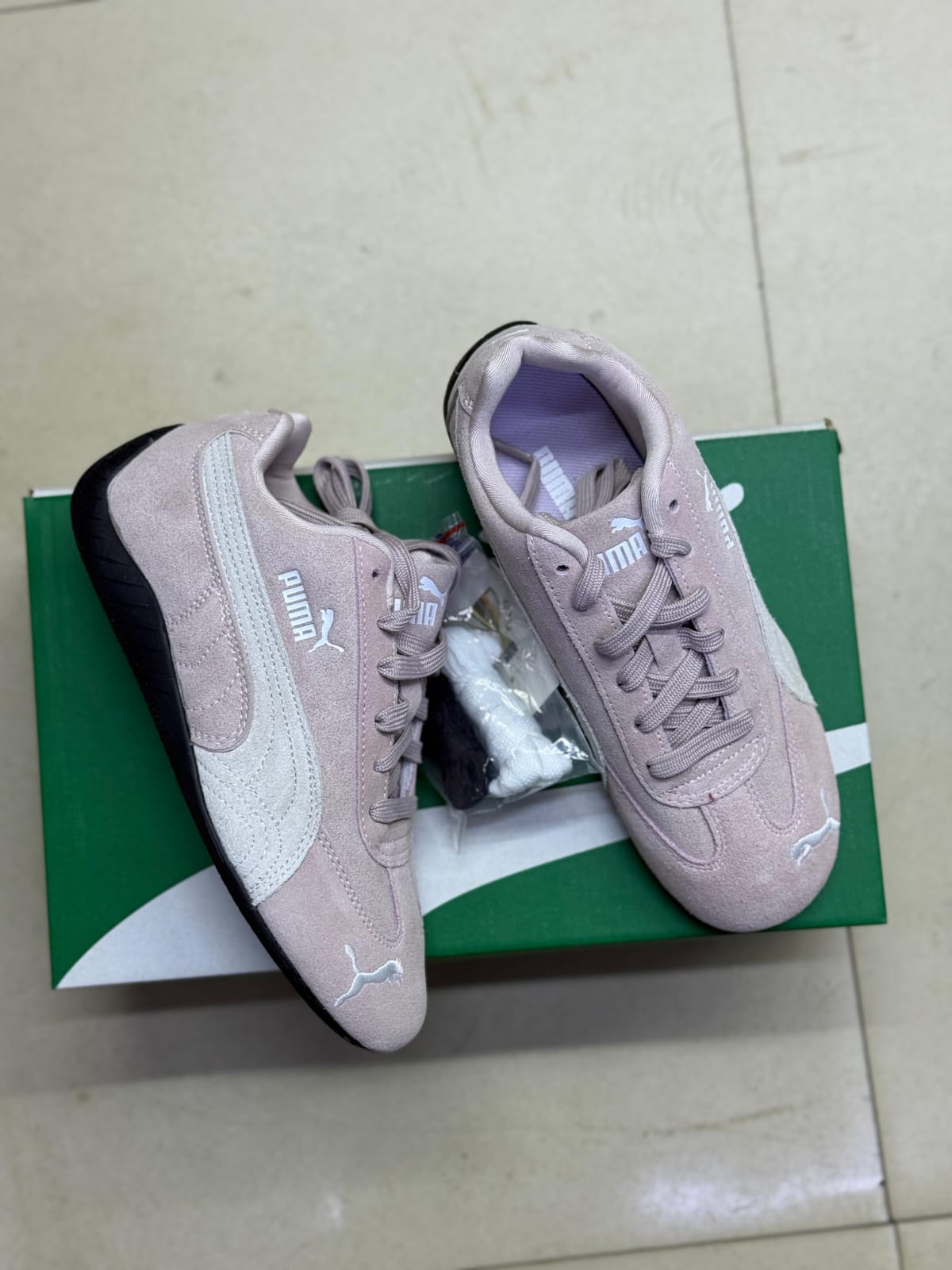 NEW ARRIVAL  🔥🔥🔥 ORIGINAL P SPEED CAT OG CLASSIC  SNEAKER🔥🔥, Fashionable breathable trending men's sneakers ORIGINAL LATEST High Quality CLASSIC MEN'S SNEAKERS🔥🔥🔥🔥Very cute as pictured🔥