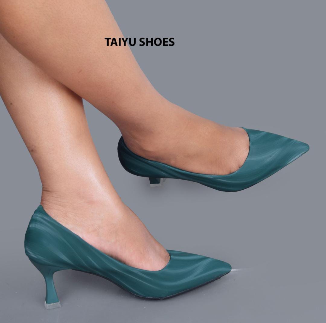 ⚡NEW ARRIVAL HEELS⚡  ladies heels elevate your look with this new heels 💯 grab a pair and step up with confidence also available in red, green, brown ,black, white, maroon,cream and sizes from 37-42⭐