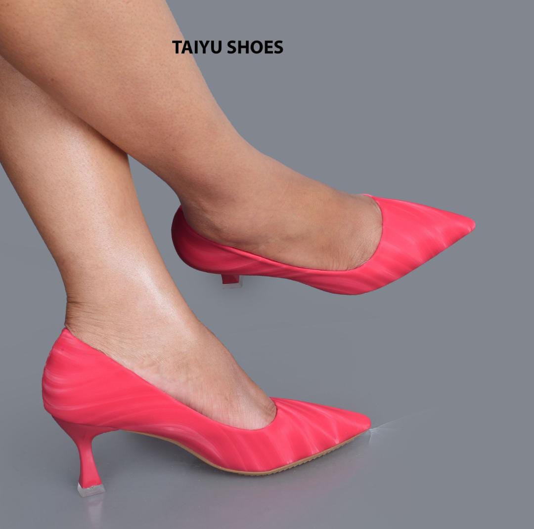 ⚡NEW ARRIVAL HEELS⚡  ladies heels elevate your look with this new heels 💯 grab a pair and step up with confidence also available in red, green, brown ,black, white, maroon,cream and sizes from 37-42⭐