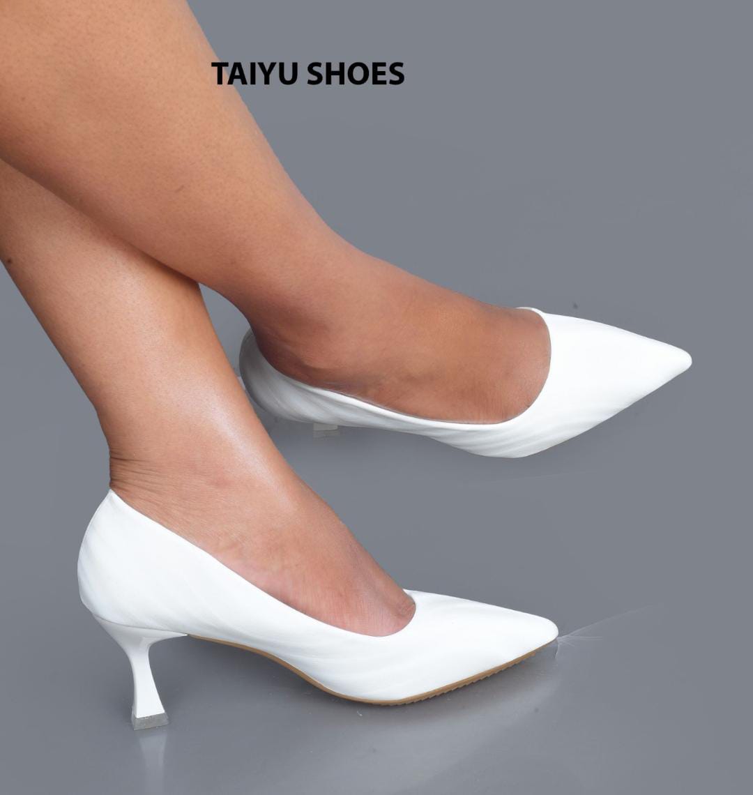 ⚡NEW ARRIVAL HEELS⚡  ladies heels elevate your look with this new heels 💯 grab a pair and step up with confidence also available in red, green, brown ,black, white, maroon,cream and sizes from 37-42⭐