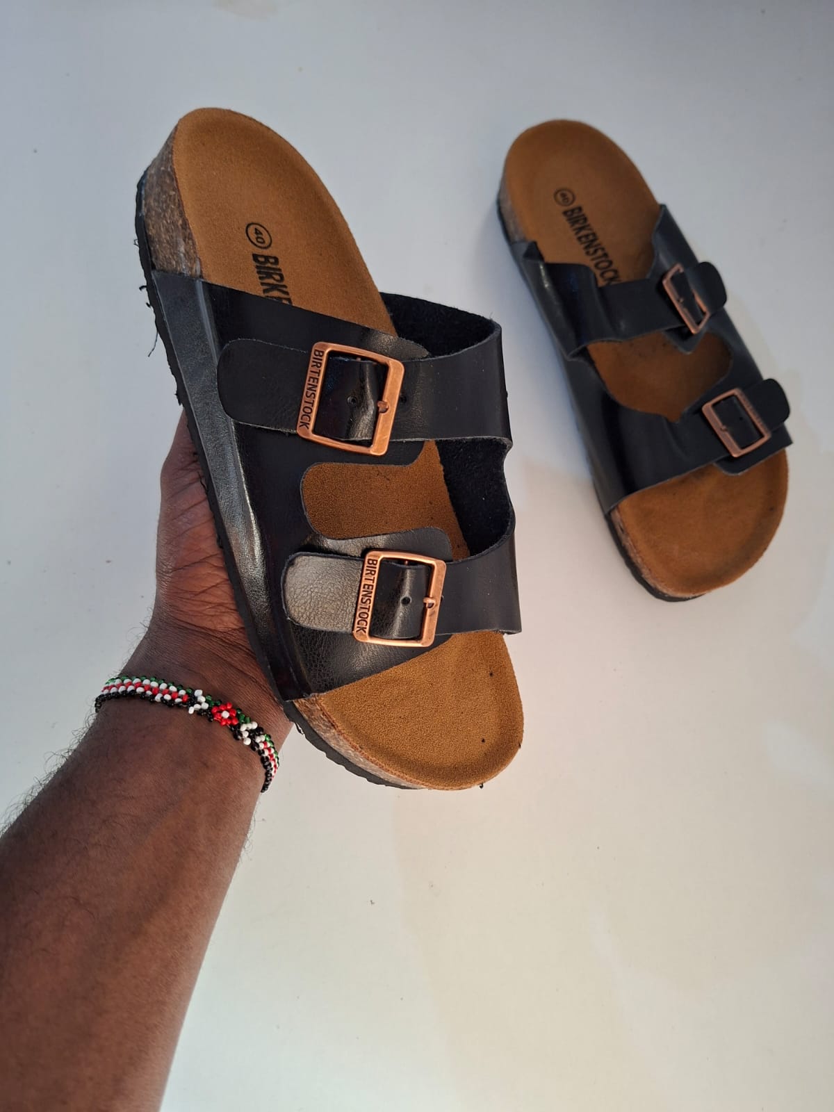 ⚡NEW STOCK  ⚡men's sandals ⚡  get fresh air while walking with this new men,s sandals 💯 grab yours today to walk with confidence also available in colors green, black, orange,  and sizes from 41-45⭐