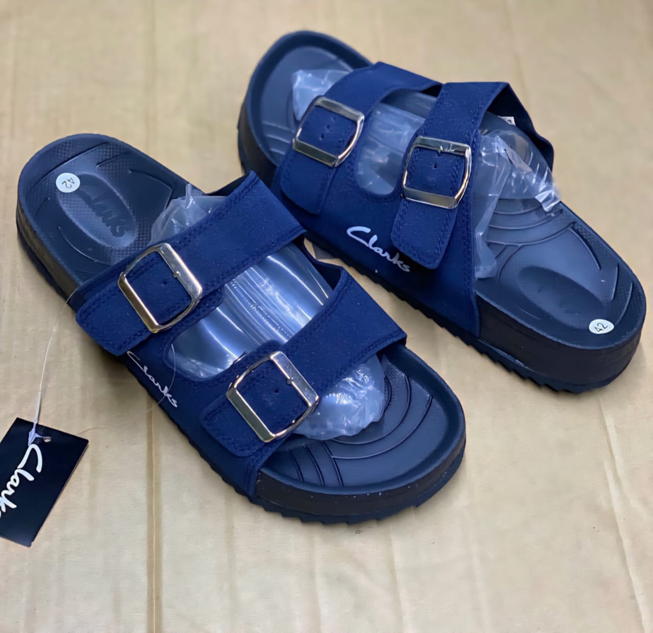 ⚡NEW STOCK⚡men's sandals⚡  step up with style with this new sandals in town💯 grab yours today to walk with confidence also available colors green grey deep blue and sizes from 37-42⭐