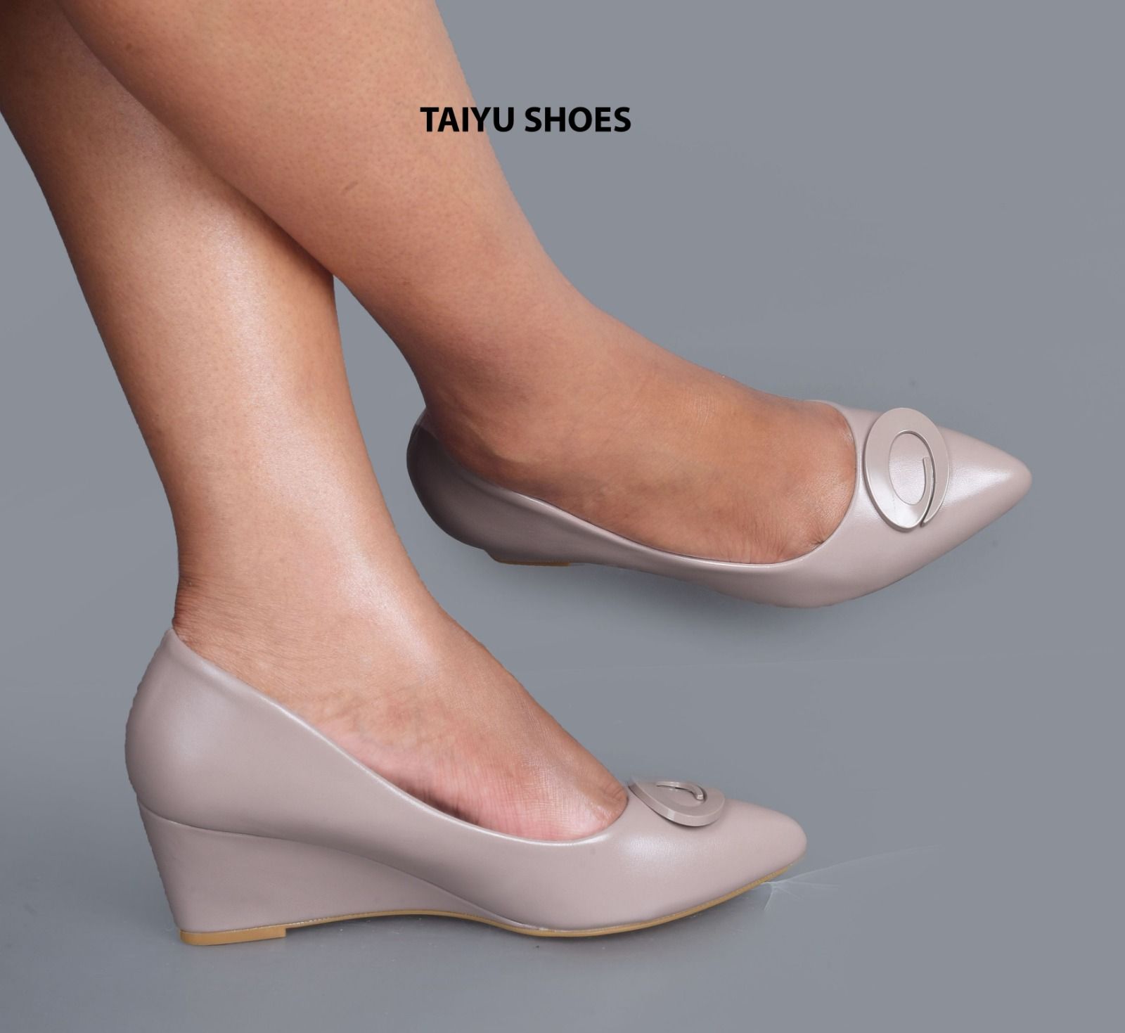 ⚡TAIYU WEDGE HEEL⚡NEW ARRIVAL CLASSSIC WEDGE ⚡ladies heels elevate your look with this new wedge 💯 grab a pair and step up with confidence also available in all colours and sizes⭐ CUTE 💯