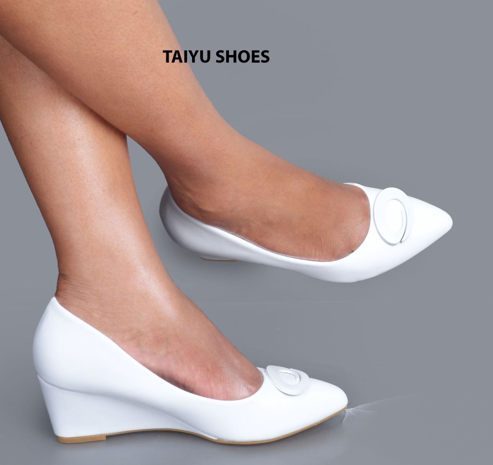 ⚡TAIYU WEDGE HEEL⚡NEW ARRIVAL CLASSSIC WEDGE ⚡ladies heels elevate your look with this new wedge 💯 grab a pair and step up with confidence also available in all colours and sizes⭐ CUTE 💯