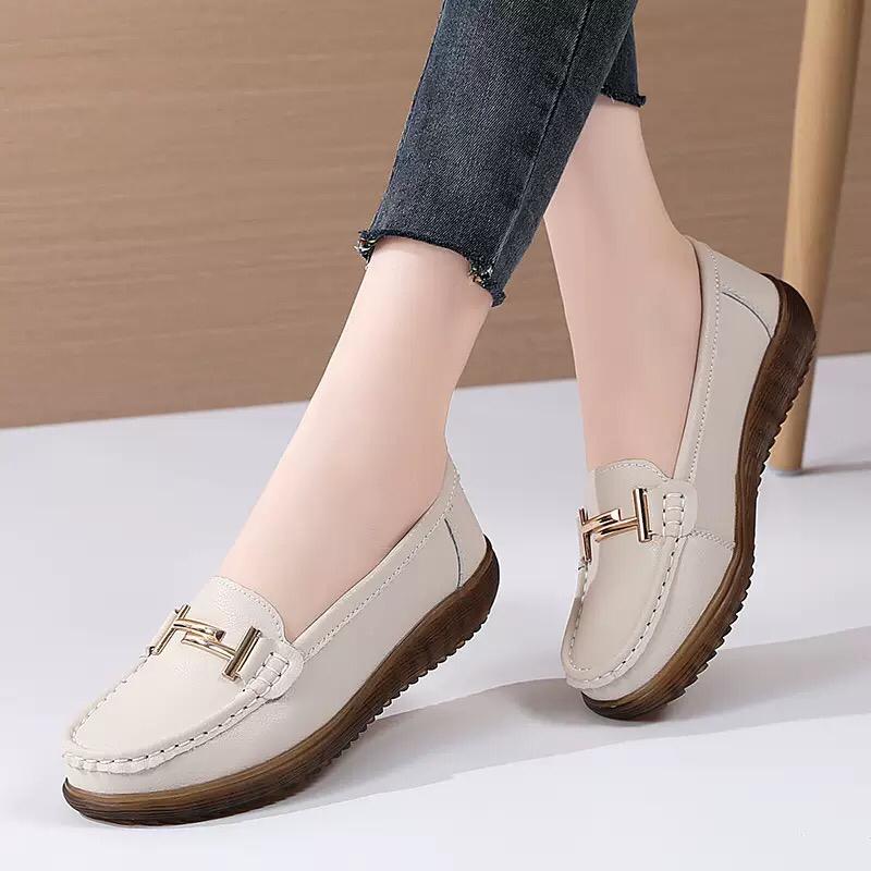 ⚡Promotion ⚡ORIGINAL 🔥WOMEN'S FLATS SHOES🔥 High Quality WOMENS FLATS SHOES🔥🔥stable FLATS for comfort and ease walking,,,best Quality  made of synthetic leather all colours and sizes available.🔥🔥