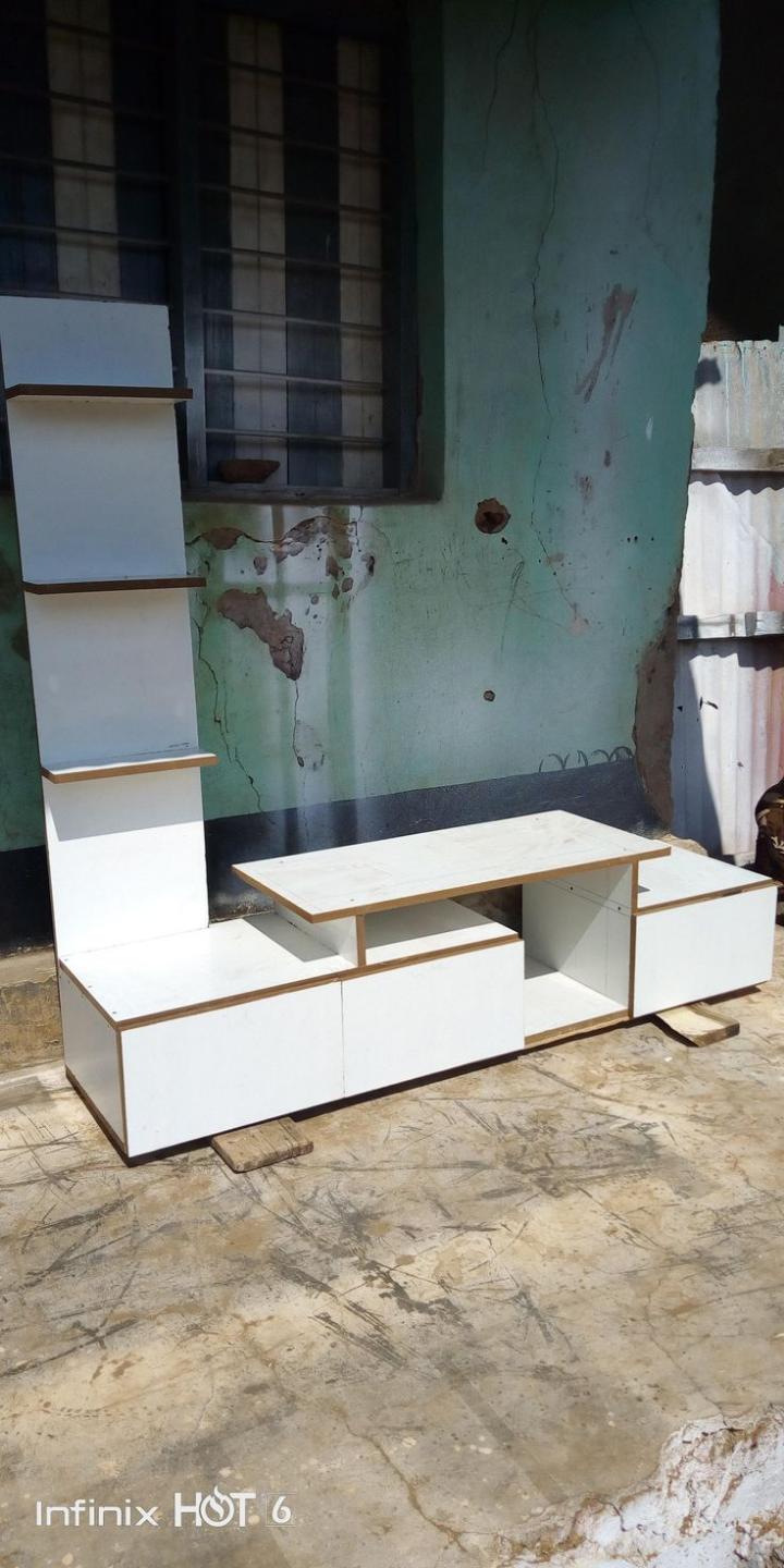 Modern White & Wood TV Stand | Entertainment Unit with Shelves & Storage | Living Room Media Console | Minimalist Home Decor | Kilimall Best Seller
