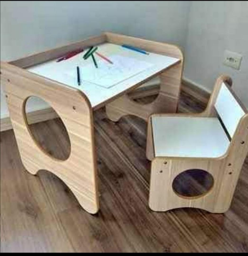 ​Premium Wooden Montessori Kids Study Table and Chair Set - Ergonomic Toddler Activity Desk for Drawing, Reading & Homework - Durable Nursery Furniture for Boys & Girls - Stylish Home & School Desk
