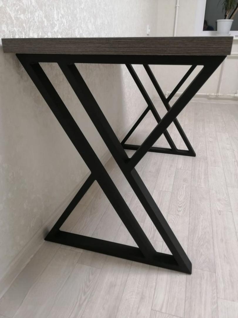 ​Modern Industrial Office Desk - Stylish Z-Shaped Metal Legs Study Table - Heavy Duty Home Office Workstation, Durable Wooden Top Computer Desk, Elegant Minimalist Gaming Table & Furniture Decor