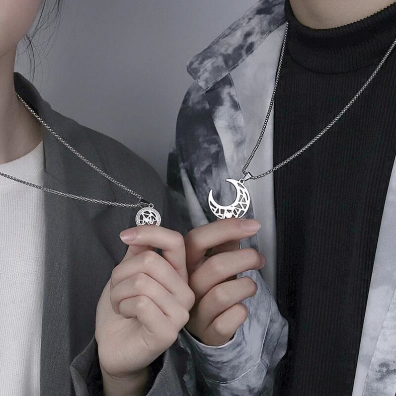 Letters, hearts, stitching, sun, moon, cut-out pendants, couples, titanium steel necklaces, men's tide ins, sweatshirt chains, accessories, women