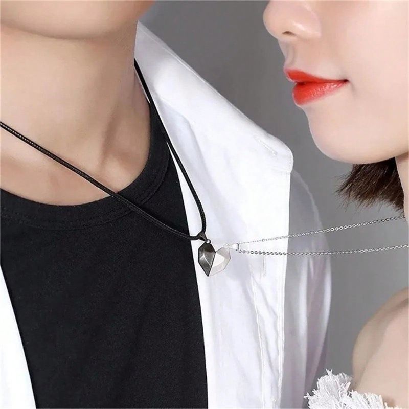 Love magnet couple necklace pendant Simple wishing stone heart Instagram clavicle chain jewelry pair