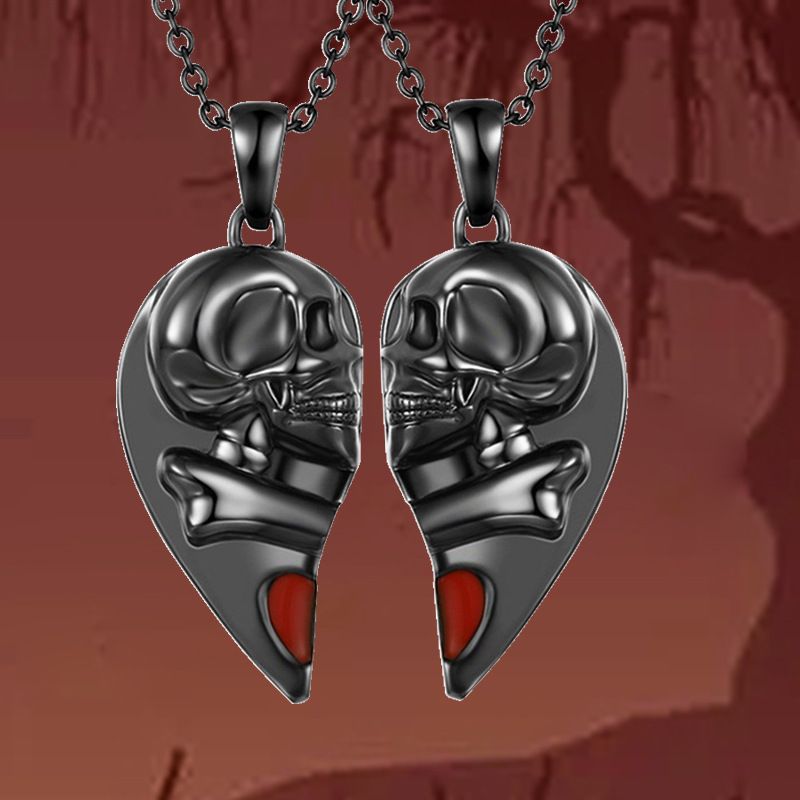 European and American punk style retro skull Halloween pendant magnetic splicing love for a small couple necklace