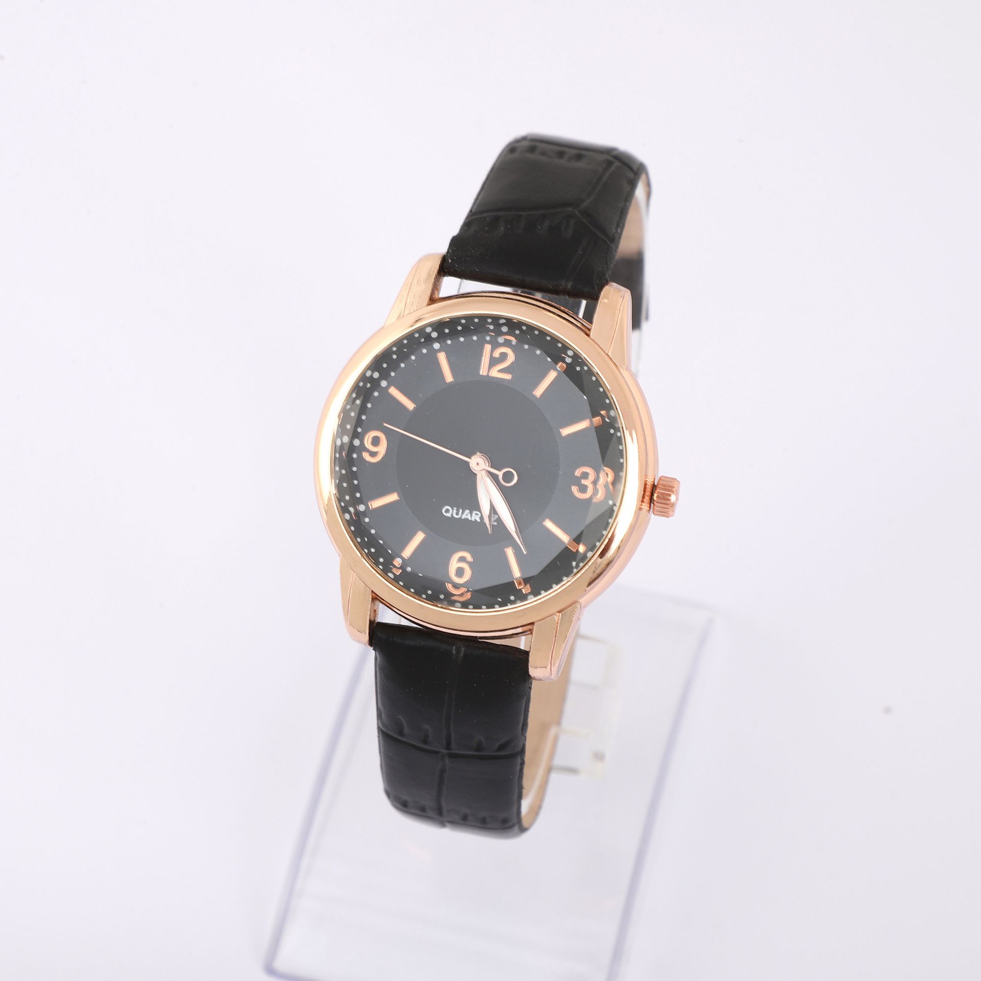 Fashion little blue watch, fashion bamboo leather strap, fashion digital women's watch women's quartz watch