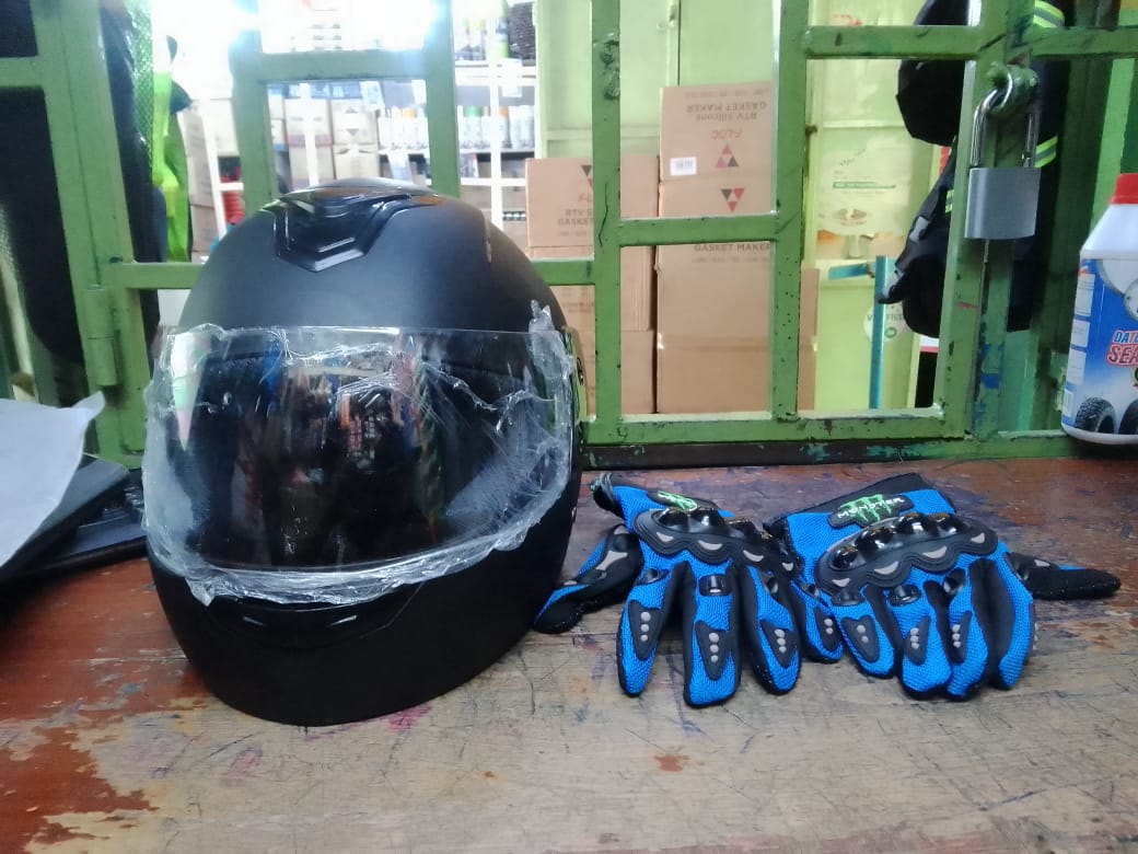 Motorcycle Rider Gear (Boda+ Motorcycle Helmet, Pro Biker Gloves, Knee-Elbow Guard
