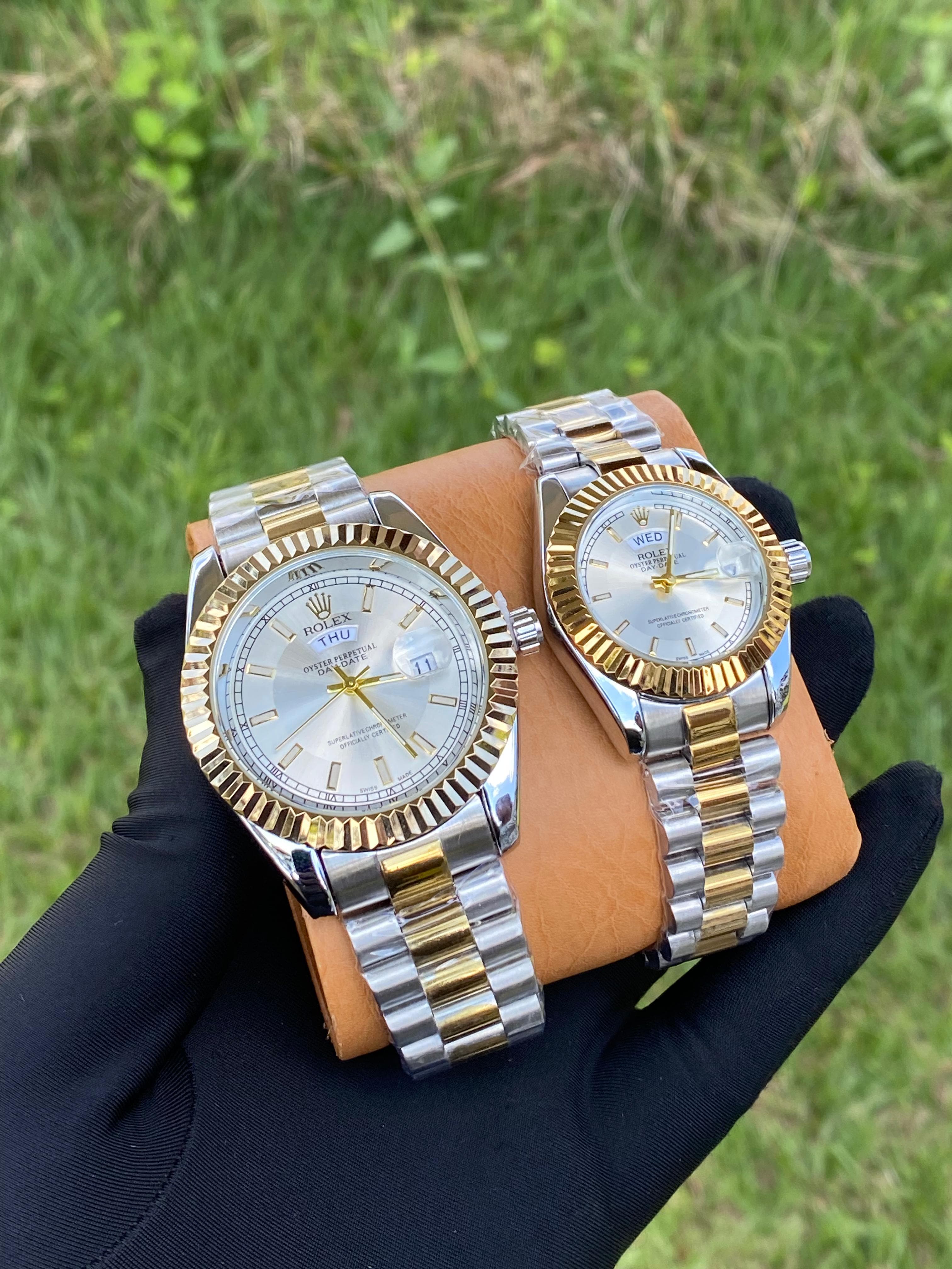 ROLEX COUPLES*➡️ Luxury Metallic Strap



➡️ Stainless Steel



➡️ Shock Resistant



➡️ High-grade hardness Glass



➡️ Water Resistant



➡️ Clasp Type Buckle



➡️ Circular Dial Shape



➡️ Date Di
