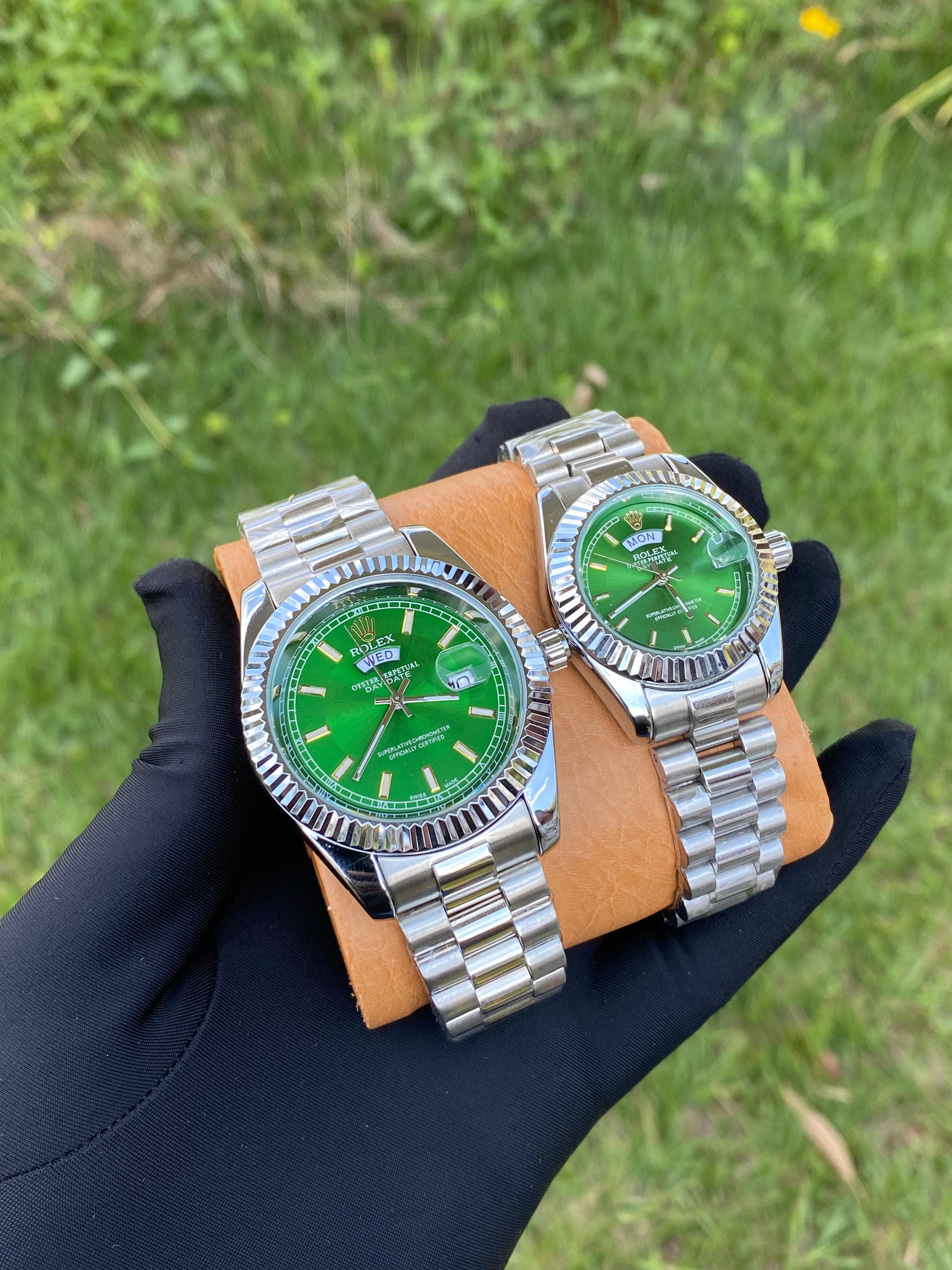 ROLEX COUPLES*➡️ Luxury Metallic Strap



➡️ Stainless Steel



➡️ Shock Resistant



➡️ High-grade hardness Glass



➡️ Water Resistant



➡️ Clasp Type Buckle



➡️ Circular Dial Shape



➡️ Date Di