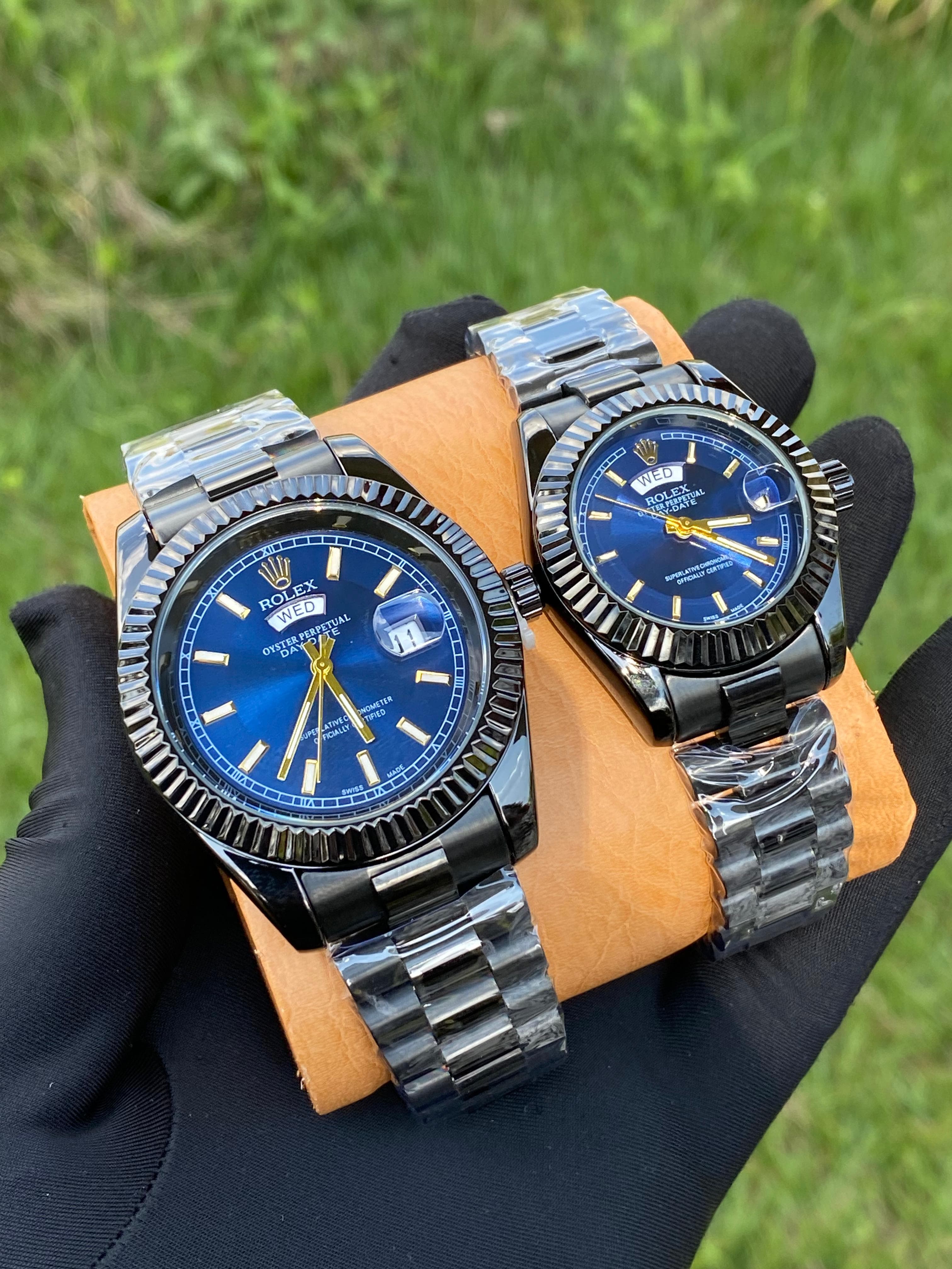 ROLEX COUPLES*➡️ Luxury Metallic Strap



➡️ Stainless Steel



➡️ Shock Resistant



➡️ High-grade hardness Glass



➡️ Water Resistant



➡️ Clasp Type Buckle



➡️ Circular Dial Shape



➡️ Date Di