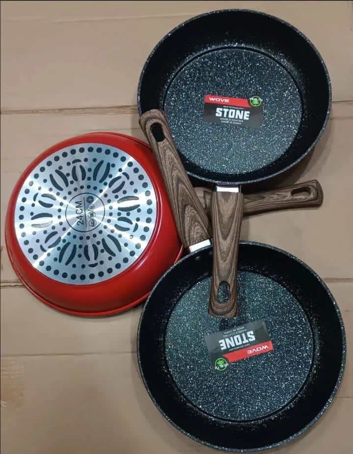 Redstone Non stick pan with hardwood handle